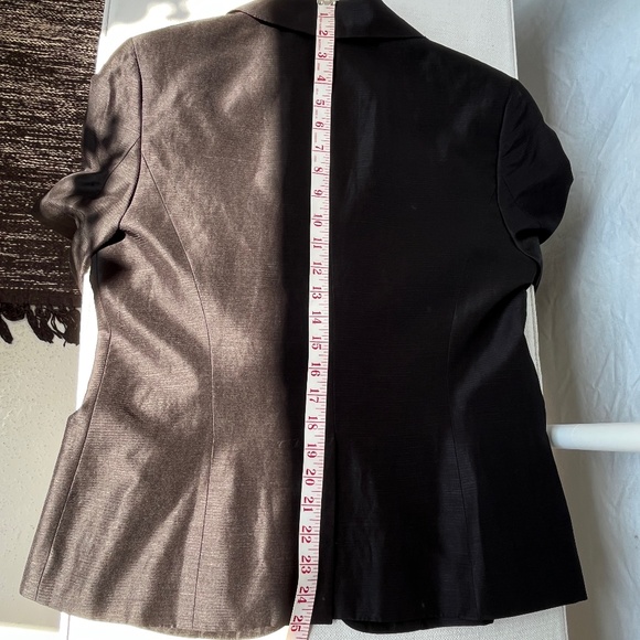 Studio (8 US) silk & linen one-button blazer in black - Picture 10 of 16